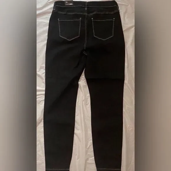 Fashion Nova Curvy High Rise Skinny Jeans Size 14 - Picture 5 of 5